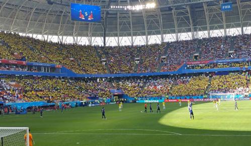 ワールド カップ モスクワで熱狂的なサッカーの祭典が開幕